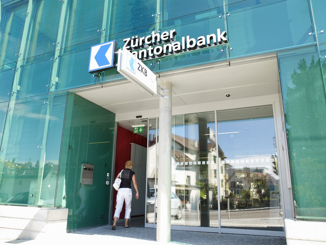 Referenzen - Zürcher Kantonalbank, Rüti (Schweiz)